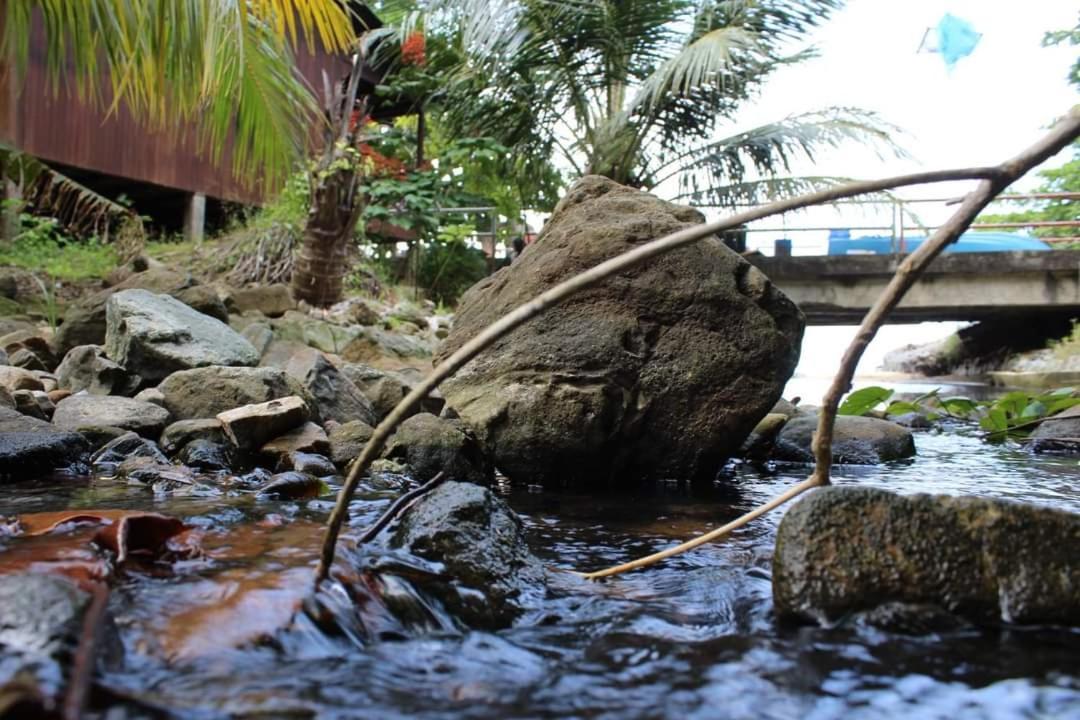 Kampong Ayer Batang Ella'S Place Salang Tioman מראה חיצוני תמונה