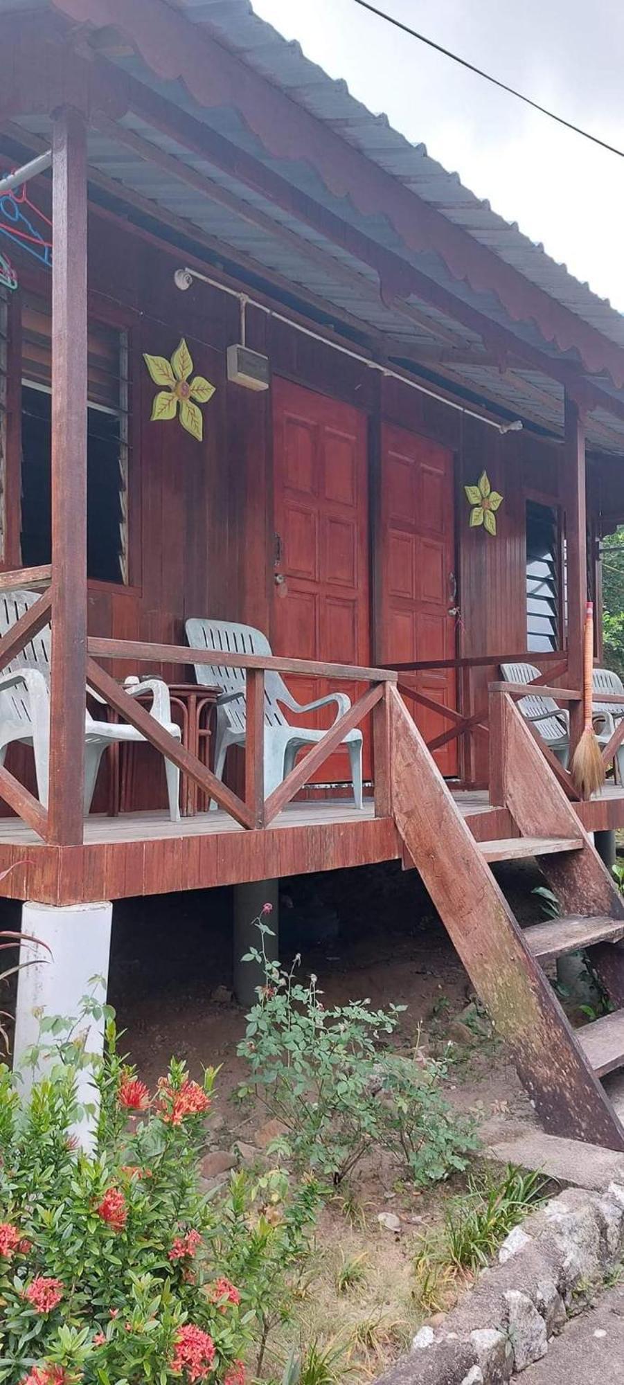 Kampong Ayer Batang Ella'S Place Salang Tioman מראה חיצוני תמונה
