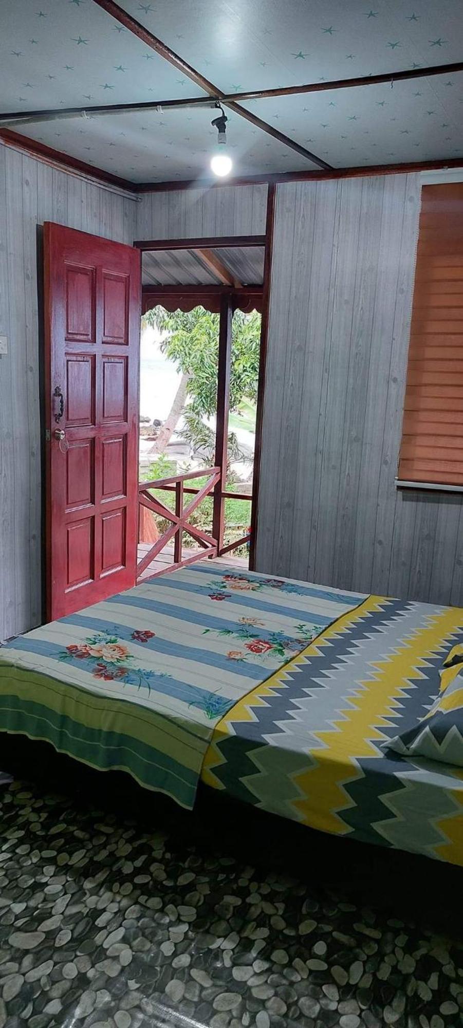 Kampong Ayer Batang Ella'S Place Salang Tioman מראה חיצוני תמונה